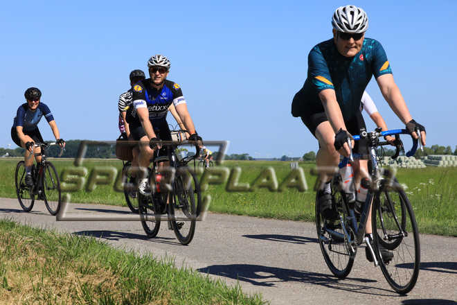 F01985.jpg